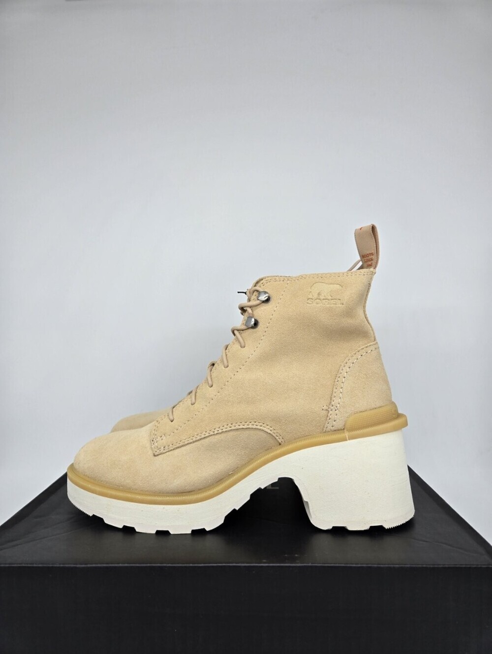 Sorel Women's Hi-Line Waterproof Lace-Up Boot Shoes Size 9